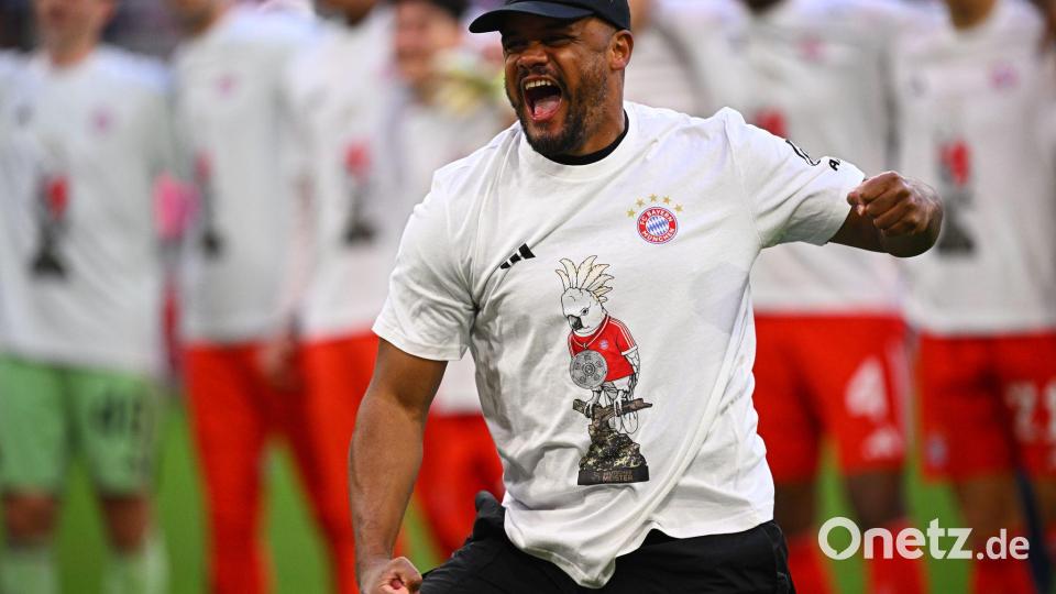 Auch auf den Meistershirts ist das Tier abgebildet. Bild: Tom Weller/dpa