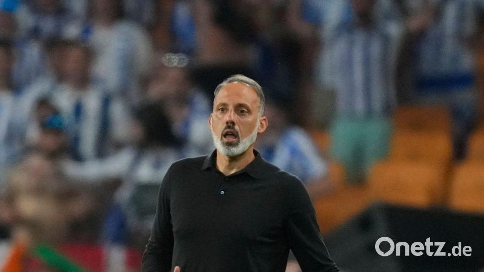 San Sebastiáns Trainer Pellegrino Matarazzo ist noch aus der Bundesliga bekannt. Bild: Jose Breton/AP/dpa