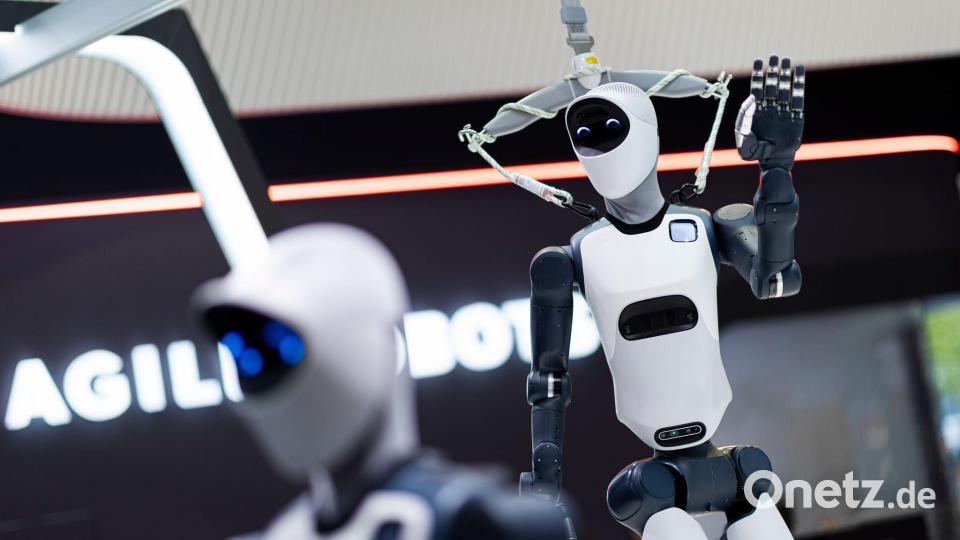 Hauptthema der Hannover Messe sind der Einsatz Künstlicher Intelligenz in der Produktion, Automatisierung und Robotik. Bild: Michael Matthey/dpa