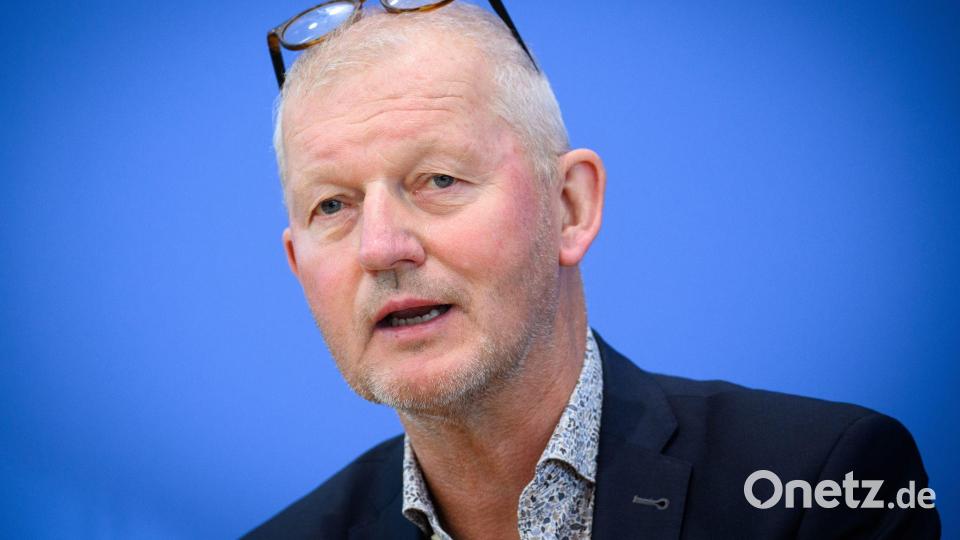 Der Erziehungswissenschaftler Olaf Köller sieht neben den Risiken auch die Chancen für Jugendliche im digitalen Raum. (Archivbild) Bild: Bernd von Jutrczenka/dpa