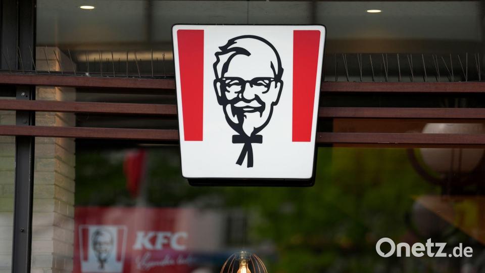 Das Logo von Kentucky Fried Chicken. Bild: Marcus Brandt/dpa
