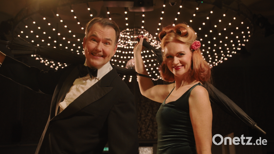 Das Finale der Show „Vergiss Vegas“ im Ring-Theater Amberg. Bild: Moritz Mai