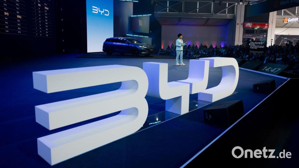Der chinesische Hersteller BYD drängt nach Europa und Deutschland. (Archivbild) Bild: Sven Hoppe/dpa