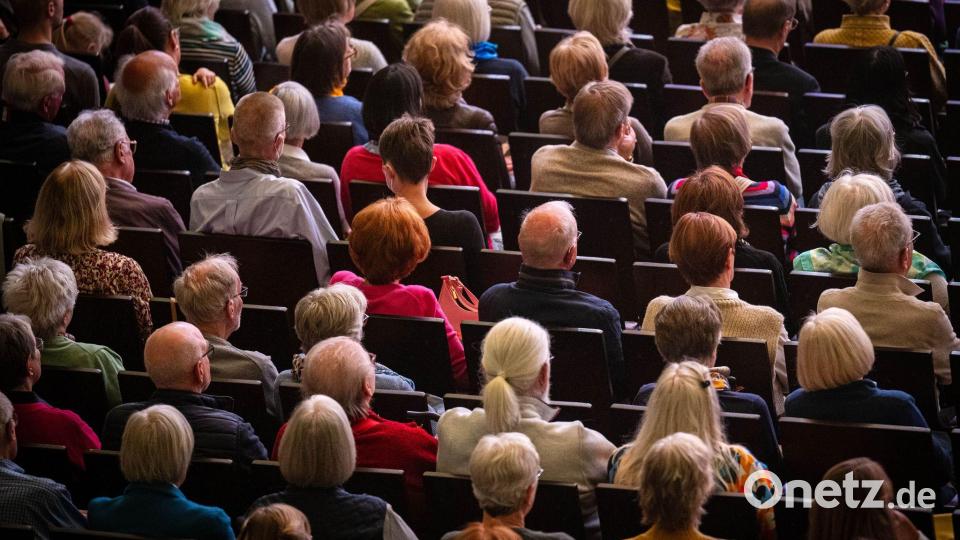 Heute ist für viele im Alter die gesetzliche Rente Haupteinkommensquelle - um die Zukunft wird gerade gestritten. (Symbolbild) Bild: Sina Schuldt/dpa