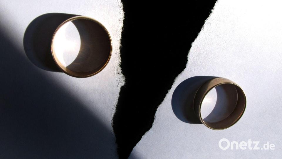 Tauchen später neue Erkenntnisse auf, soll es beim Versorgungsausgleich zwischen Ex-Partnern künftig Änderungen geben können. (Symbolbild) Bild: Karl-Josef Hildenbrand/dpa
