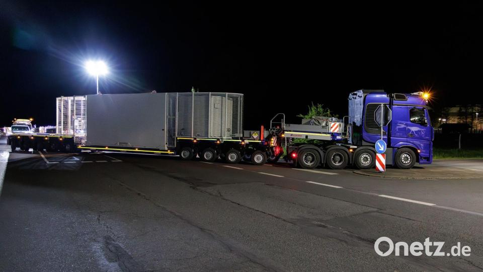 Der zweite Caster-Transport kommt im Zwischenlager Ahaus an. Bild: David Ebener/dpa