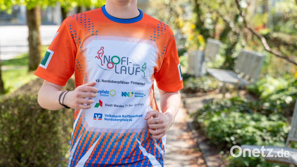 2026 gibt's für die Teilnehmer des Nofi-Laufs ein farbenfrohes Shirt, das zu 100 Prozent aus recyceltem Material gefertigt ist. Bild: Franka Eichl