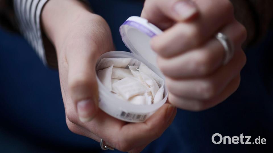 In Schweden steht „Snus“ hoch im Kurs. (Symbolbild) Bild: Paul Wennerholm/TT News Agency/AP/dpa