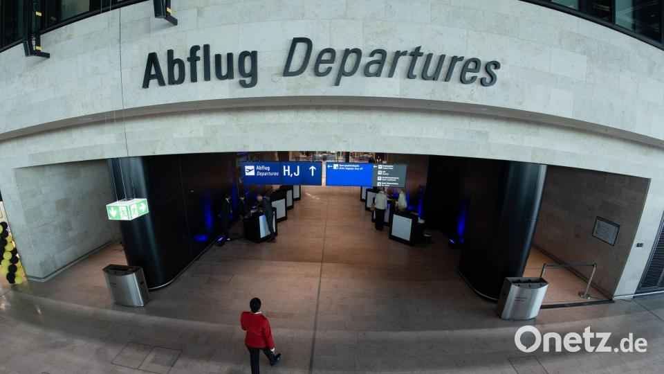 Mehr als 50 Airlines werden künftig im Terminal 3 abgefertigt. Bild: Boris Roessler/dpa