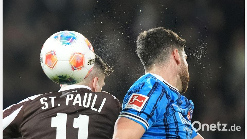 Abstiegskampf pur: Fast die Hälfte der Bundesliga-Clubs bangt noch. (Archivbild) Bild: Marcus Brandt/dpa