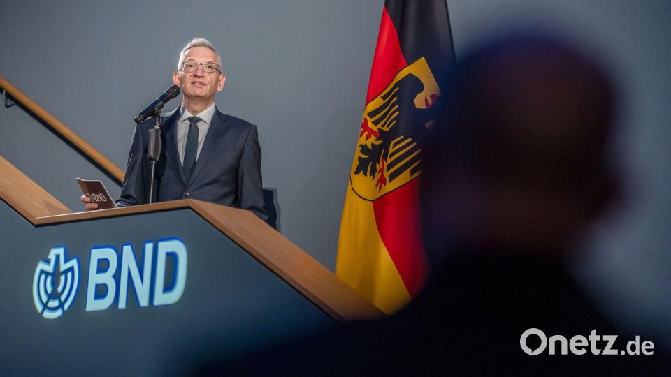 Der Präsident des Bundesnachrichtendienstes, Martin Jäger, will den BND zu einer schlagkräftigen Abwehreinheit gegen Angriffe auf Deutschland machen. Bild: Michael Kappeler/dpa