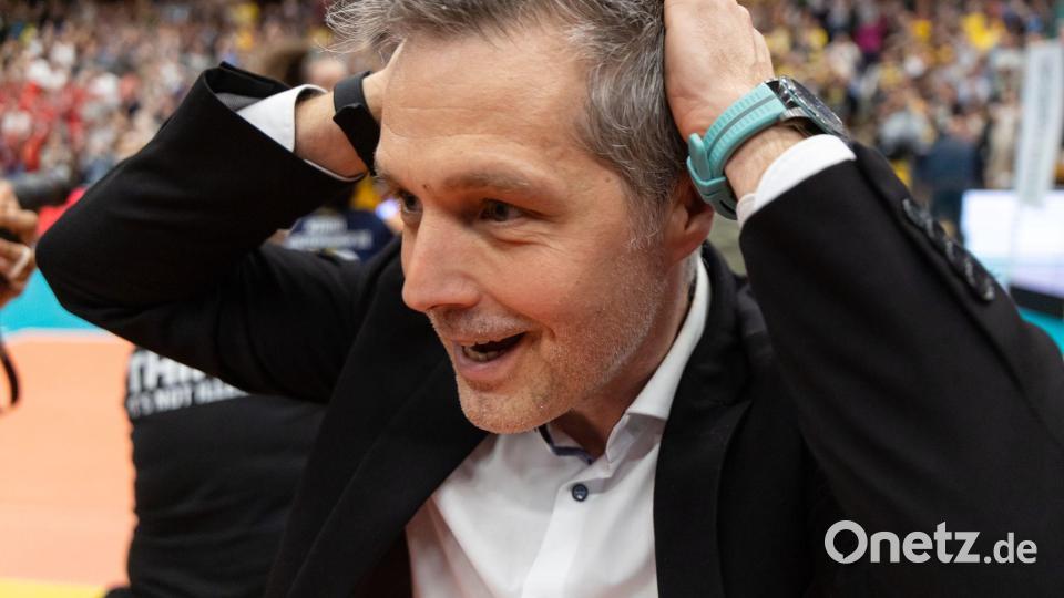 Hollosy konnte den Triumph kaum fassen. Bild: Michael Reichel/dpa