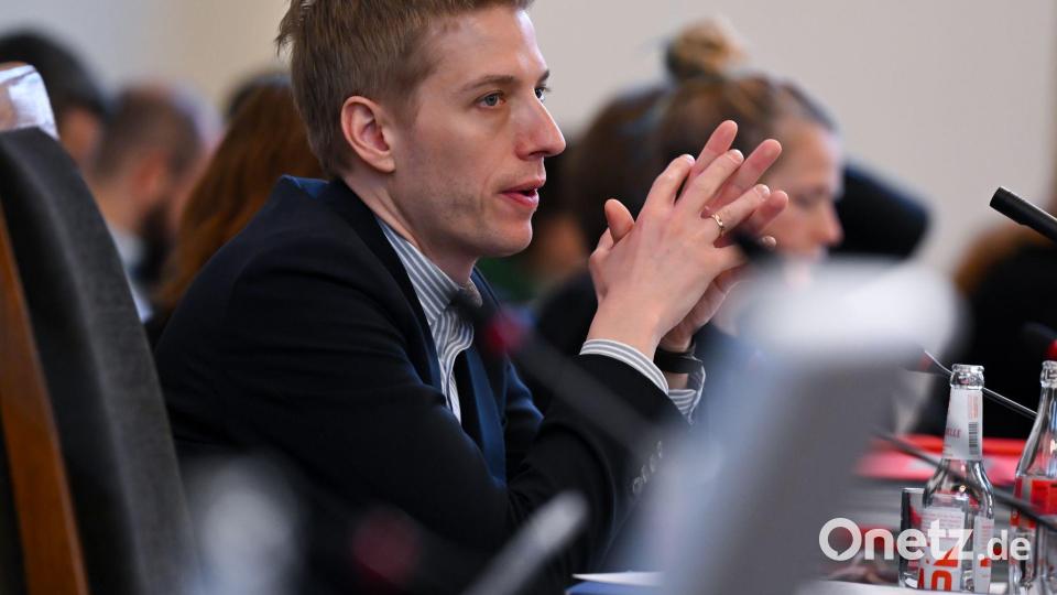 Dominik Krause, designierter Münchner Oberbürgermeister, sondiert derzeit mögliche Bündnisse im Rathaus. (Archivbild) Bild: Sven Hoppe/dpa