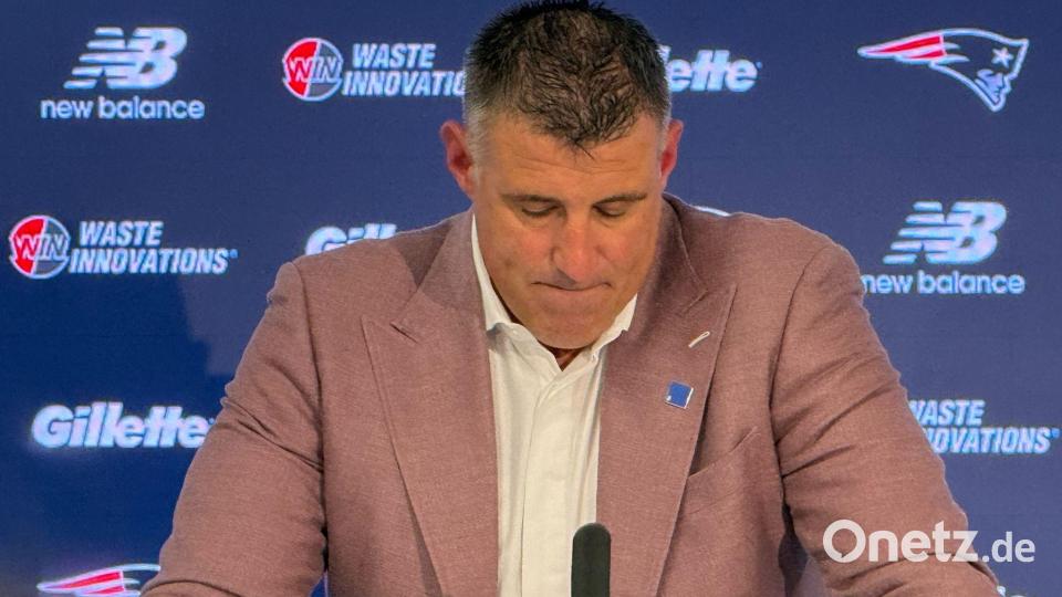 Trainer Mike Vrabel von den New England Patriots nimmt sich eine Auszeit. Bild: Kyle Hightower/AP/dpa