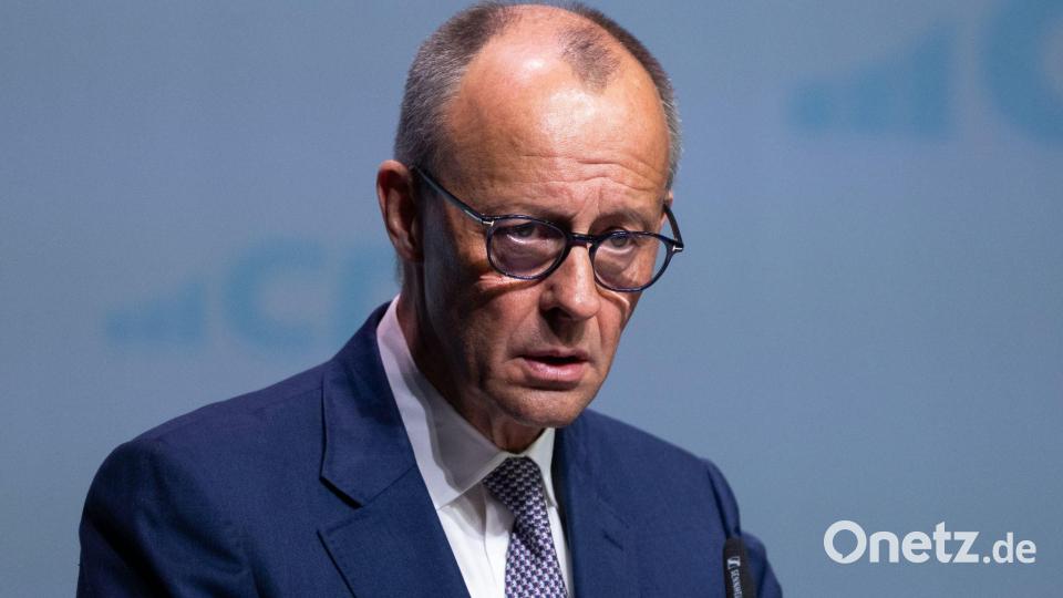 Der Kanzler erklärt, was er mit „Basisabsicherung“ bei der Rente gemeint hat. Bild: Florian Wiegand/dpa