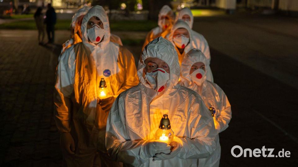 Die Ukraine wirft Russland zum Jahrestag „nuklearen Terrorismus“ vor, weil das stillgelegte Kernkraftwerk Tschernobyl durch Drohnenschläge im Moskauer Angriffskrieg weiter Gefahren ausgesetzt ist. Bild: Dan Bashakov/AP/dpa