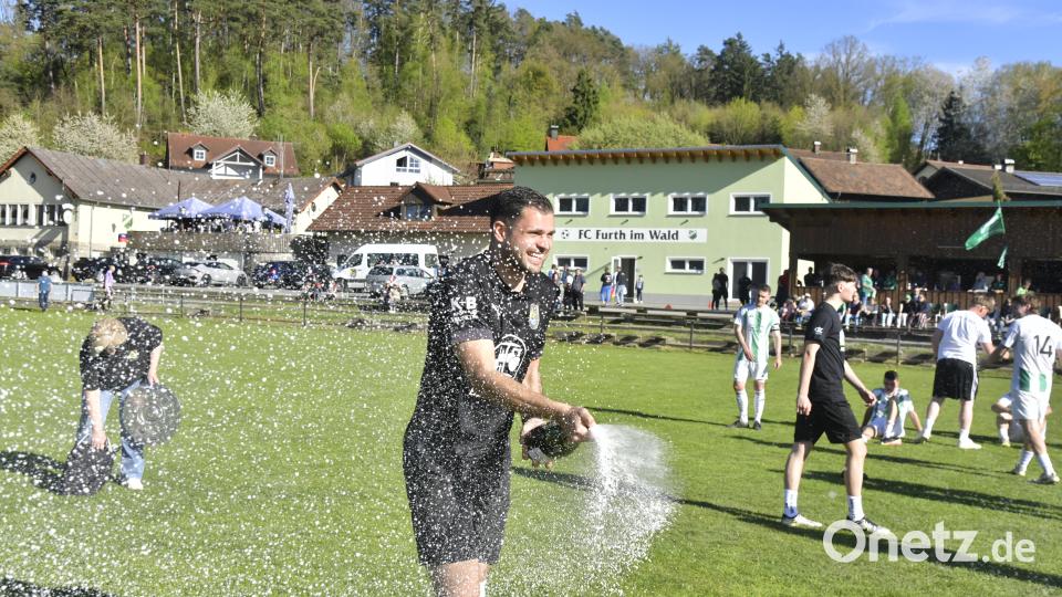 FC Furth im Wald - FC Amberg 1:2
Fußball Bezirksliga Nord
Saison 2025/26
Bild: Hubert Ziegler Bild: Hubert Ziegler