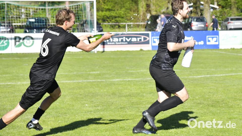 FC Furth im Wald - FC Amberg 1:2
Fußball Bezirksliga Nord
Saison 2025/26
Bild: Hubert Ziegler Bild: Hubert Ziegler
