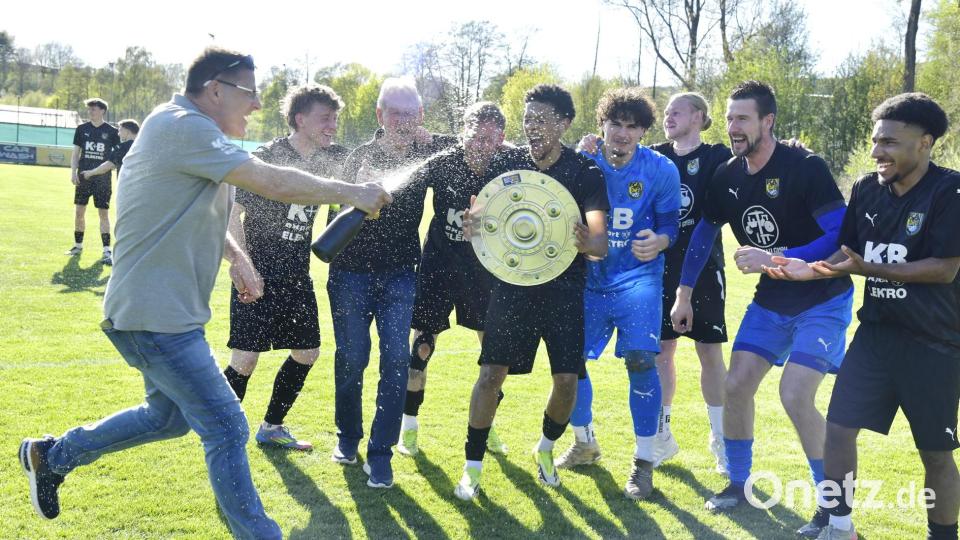 FC Furth im Wald - FC Amberg 1:2
Fußball Bezirksliga Nord
Saison 2025/26
Bild: Hubert Ziegler Bild: Hubert Ziegler