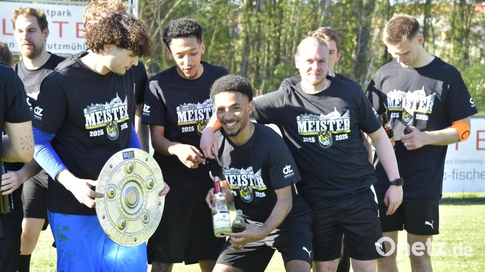 FC Furth im Wald - FC Amberg 1:2
Fußball Bezirksliga Nord
Saison 2025/26
Bild: Hubert Ziegler Bild: Hubert Ziegler