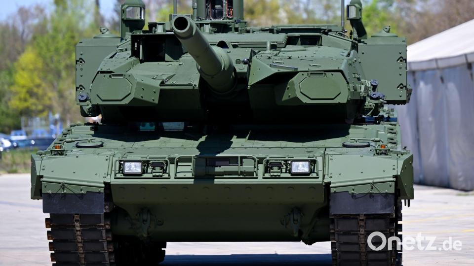 Die weltweiten Militärausgaben steigen laut Friedensforschern seit Jahren. (Symbolbild) Bild: Sven Hoppe/dpa