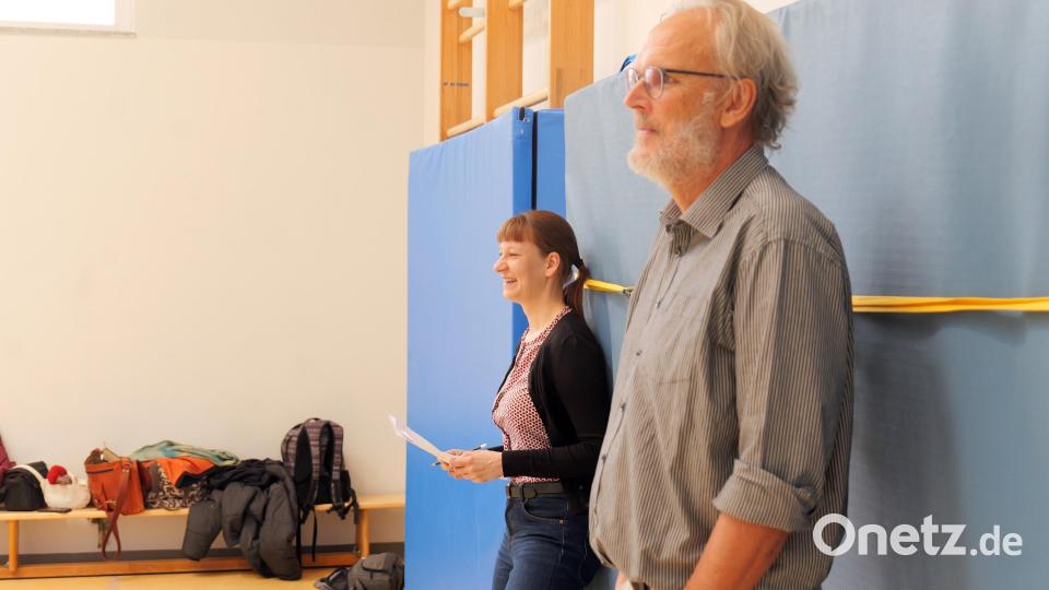 Eindrücke von den Kennenlern-Workshops für die Satire „Kalter weißer Mann“. Bild: Florian Wein