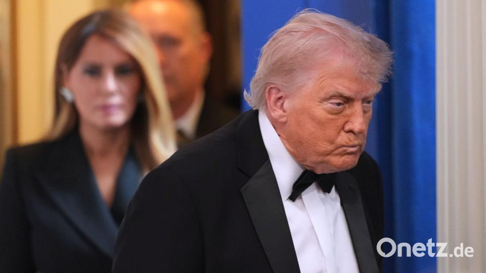 Trump spricht nach den Schüssen zur Presse. Bild: Alex Brandon/AP/dpa