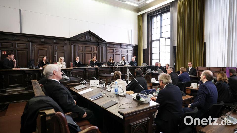 Es ist bereits der 46. Verhandlungstag im Block-Prozess. Bild: Christian Charisius/dpa-Pool/dpa