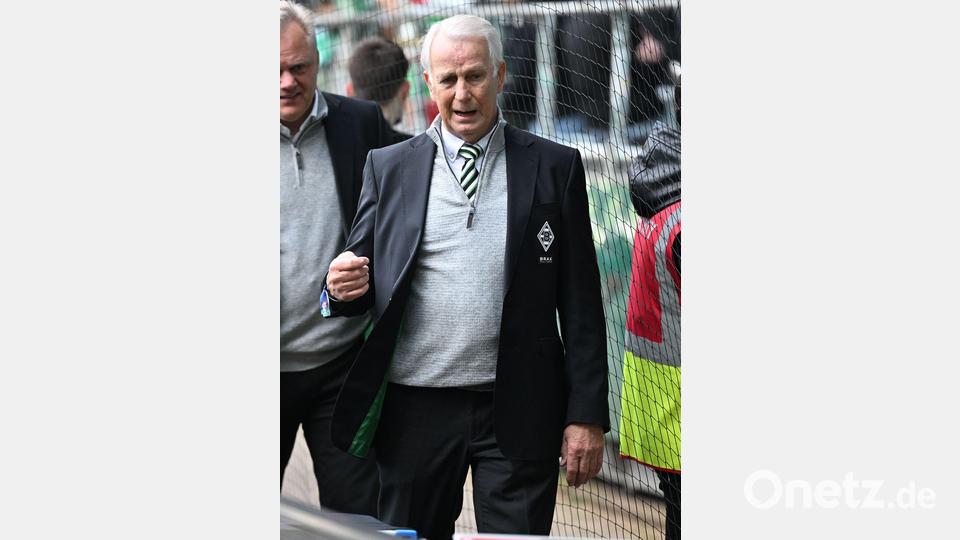 Gladbach-Präsident Rainer Bonhof zeigt sich auf der Jahreshauptversammlung emotional (Archivbild). Bild: Carmen Jaspersen/dpa