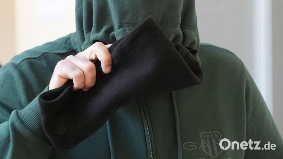 Es ist bereits der zweite Prozesstag, an dem der Zeuge befragt wird. Bild: Marcus Brandt/dpa