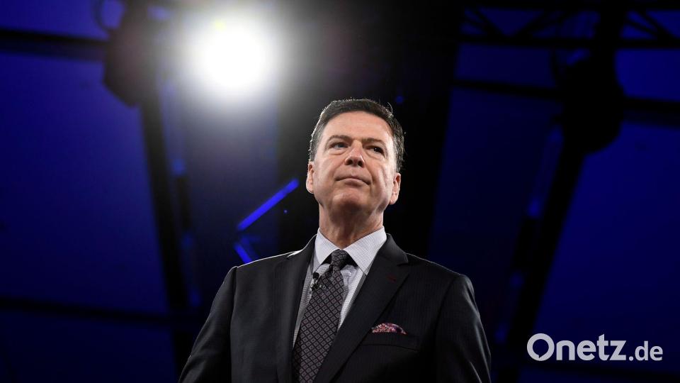 Ex-FBI-Chef Comey hat Ärger wegen eines Fotos mit Muscheln am Strand. (Archivbild) Bild: Justin Tang/The Canadian Press/AP/dpa