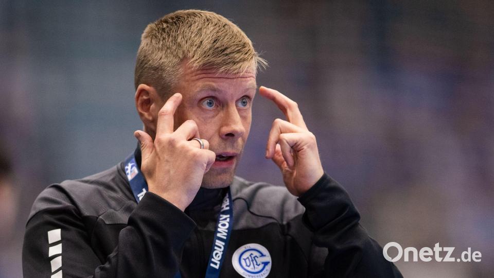 Hätte sich frühere Planungssicherheit gewünscht: Gummersbachs Trainer Gudjon Valur Sigurdsson. (Archivbild) Bild: Marius Becker/dpa