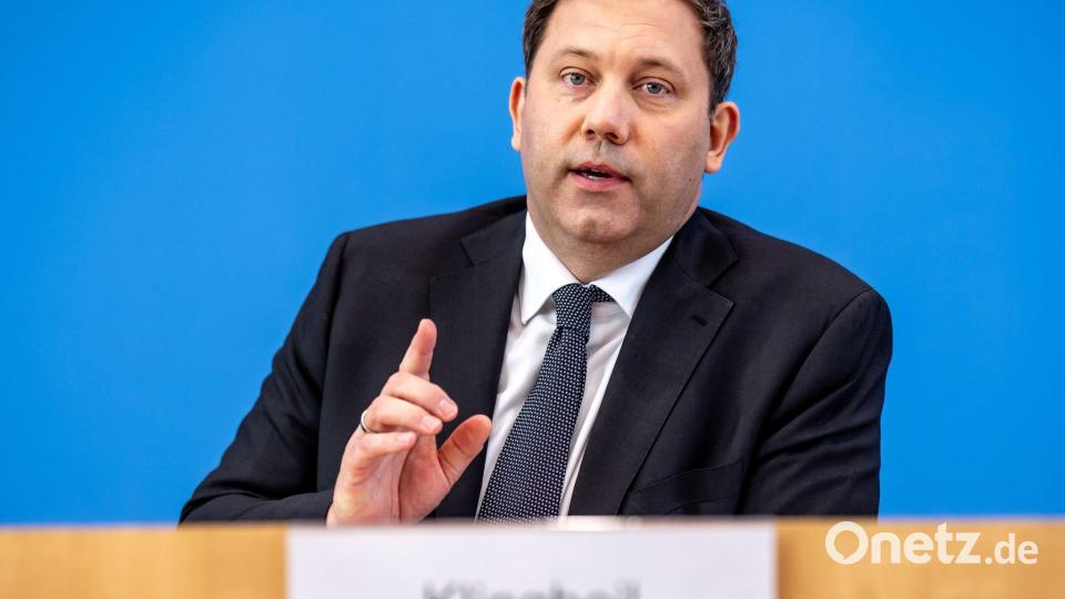Der Finanzminister legt einen unfertigen Entwurf vor. Bild: Michael Kappeler/dpa