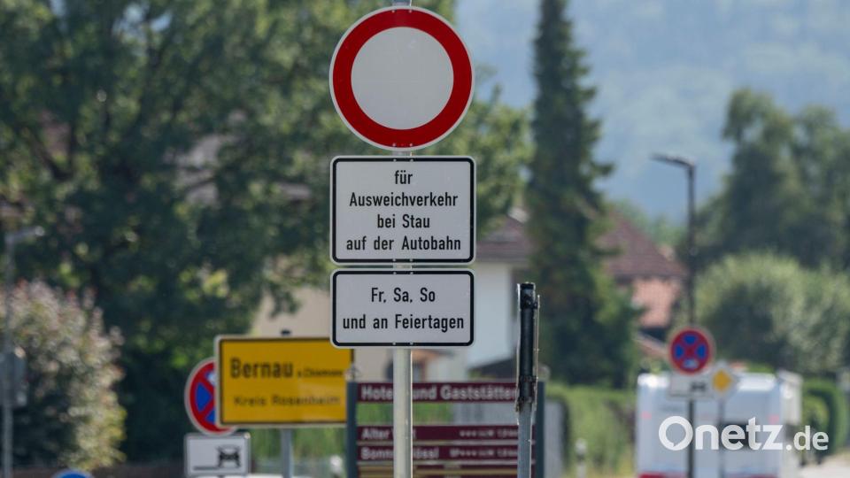 Verbote gelten in den Landkreisen Rosenheim, Miesbach und Berchtesgadener Land. (Archivbild) Bild: Stefan Puchner/dpa