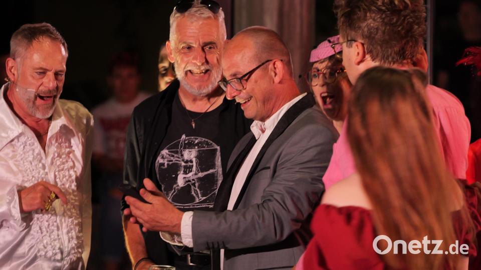 Eindrücke vom „Dinner mit Singer“ im Turmrestaurant Schwandorf-Klardorf. Bild: Florian Wein