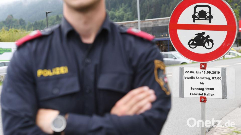 In Tirol gibt es Fahrverbote seit Jahren. (Archivbild) Bild: Angelika Warmuth/dpa
