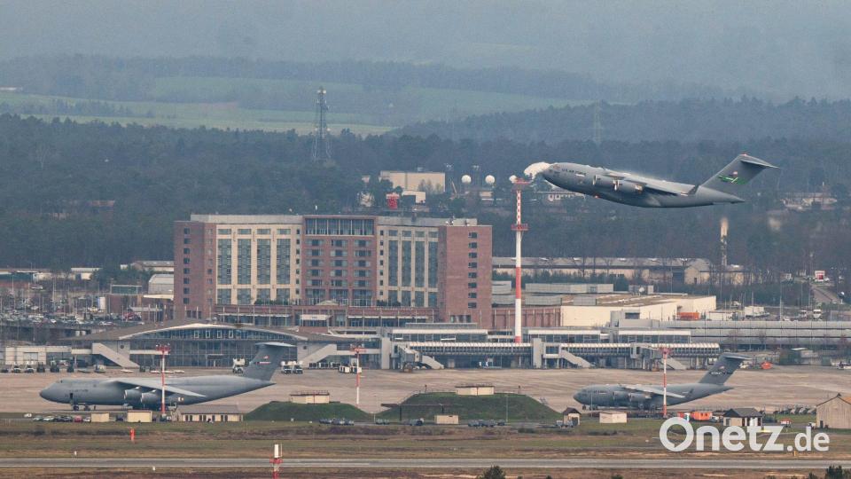 Der US-Luftwaffenstützpunkt in Ramstein gilt als wohl wichtigster Militärflughafen Europas. (Archivbild) Bild: Evelyn Denich/dpa