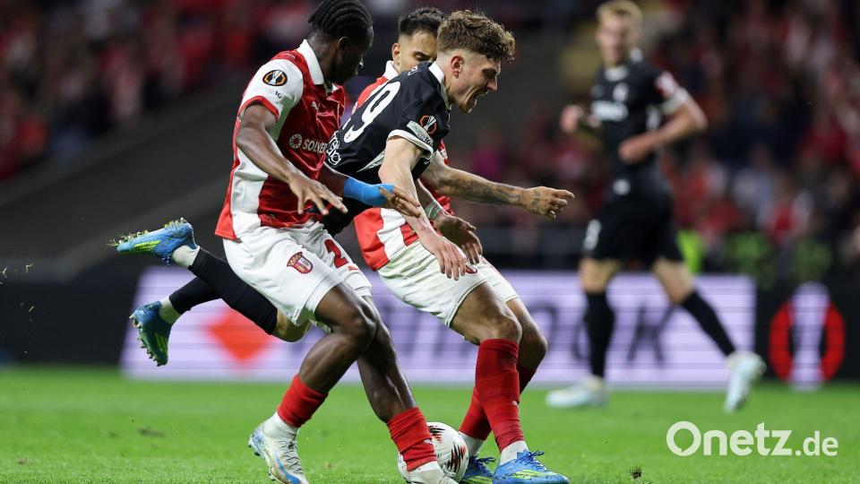 Philipp Treu hatte in Braga einen schweren Stand. Bild: Miguel Angelo Pereira/AP/dpa