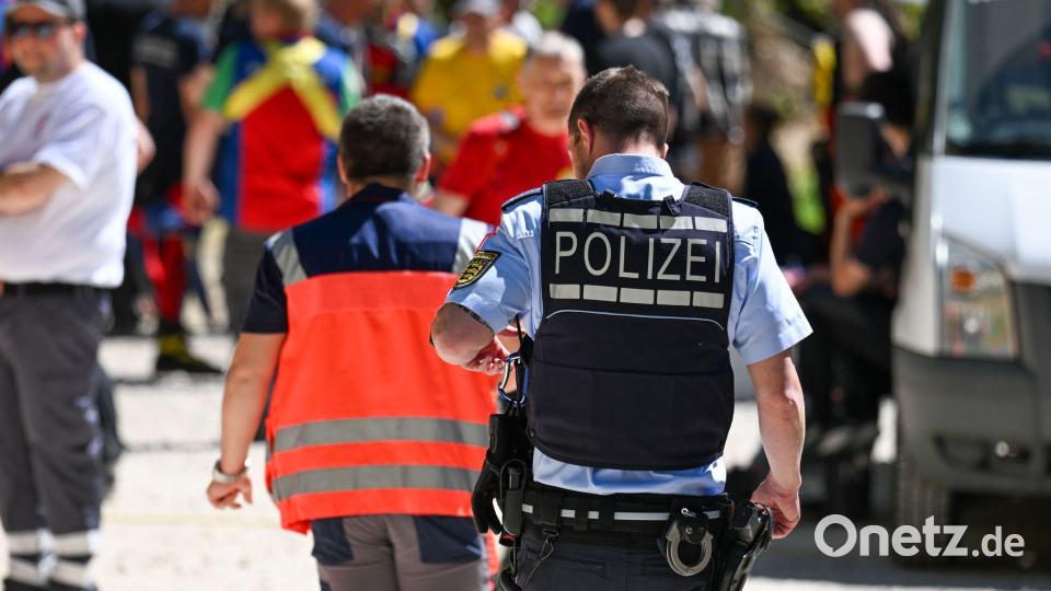 Nach Angaben des Bürgermeisters bestand die Gruppe aus sechs Besuchern und drei Tourguides. Bild: Marius Bulling/dpa