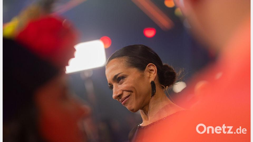 Nadja Benaissa holte in der achten Show von Let's Dance noch einmal die Höchstpunktzahl. Bild: Rolf Vennenbernd/dpa