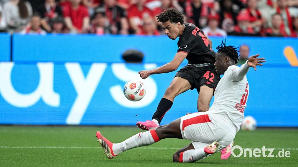 Die Spieler von RB Leipzig hatten in Leverkusen öfter das Nachsehen. Bild: Fabian Strauch/dpa