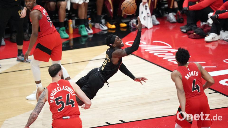 Schröder gefoult: Cavaliers bei Raptors in Spiel 6 Bild: Frank Gunn/The Canadian Press/AP/dpa