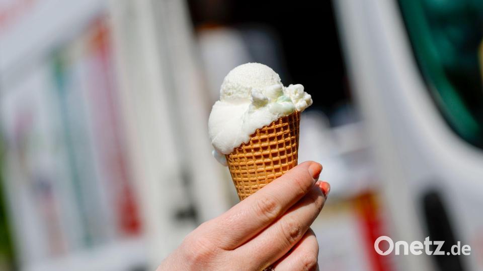 Auch die Eisdielen-Betreiber dürften sich über die Sonne gefreut haben. Bild: Thomas Banneyer/dpa