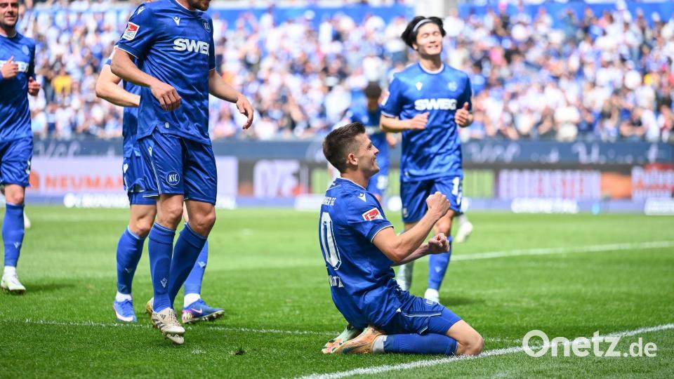 Marvin Wanitzek erzielte per direktem Freistoß die 1:0-Führung für den KSC. Bild: Silas Stein/dpa
