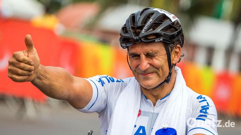 Alessandro Zanardi feierte als Parasportler viele Erfolge. (Archivbild) Bild: Jens Büttner/dpa-Zentralbild/dpa
