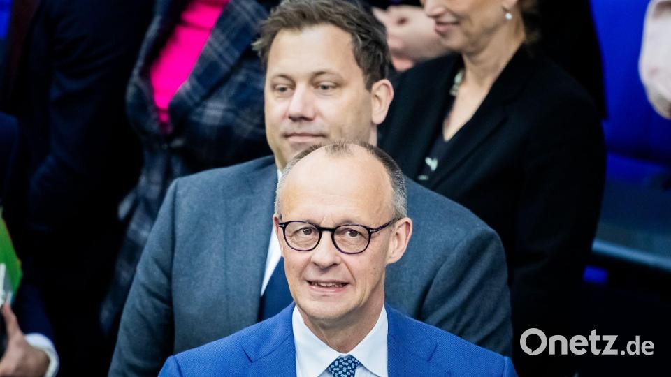 Bekommen die beiden es zusammen hin? (Archivfoto) Bild: Christoph Soeder/dpa