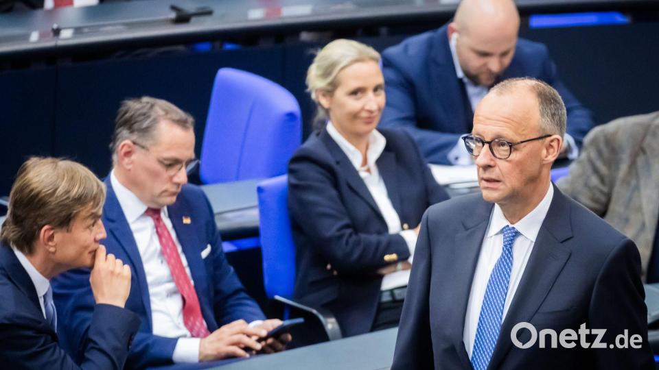 Die AfD sitzt der Union schon lange im Nacken. In den Umfragen ist sie bereits vorbeigezogen. (Archivfoto) Bild: Christoph Soeder/dpa