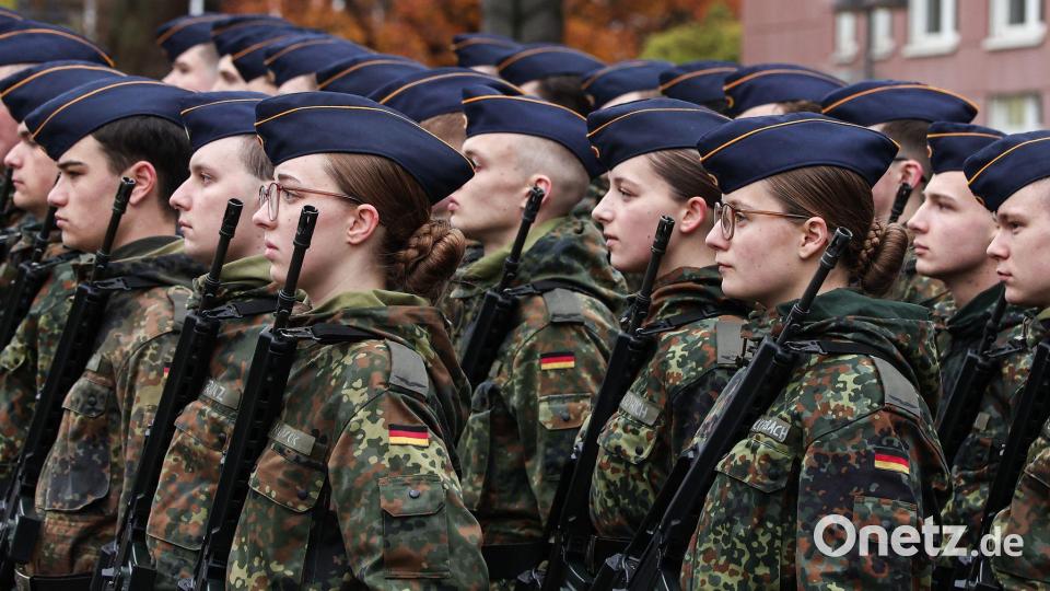 Einen Schwerpunkt legt Schwarz-Rot auf die Stärkung der Bundeswehr. (Archivfoto) Bild: Hannes P. Albert/dpa