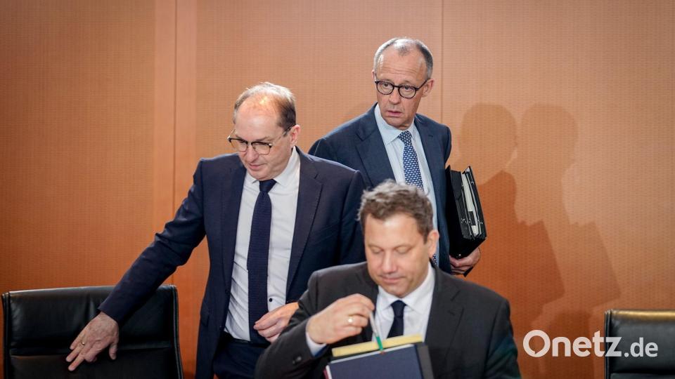 Von diesen drei Männern hängt das Gelingen der schwarz-roten Koalition maßgeblich ab. (Archivfoto) Bild: Kay Nietfeld/dpa