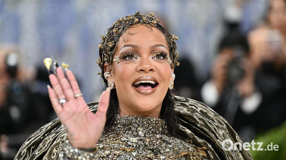 Sängerin Rihanna kam wie üblich als letzte. Bild: Evan Agostini/Invision/AP/dpa